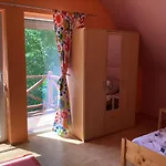 Mellet Levő, Csendes, Kényelmes Ház Hébergement de vacances