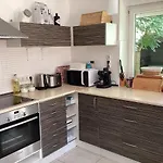 Mellet Levő, Csendes, Kényelmes Ház Hébergement de vacances