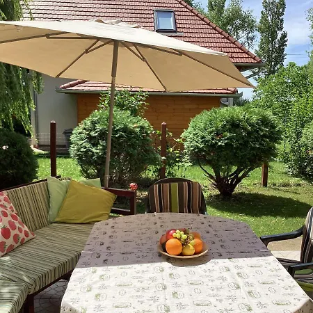 Mellet Levo, Csendes, Kenyelmes Haz Ferienhaus