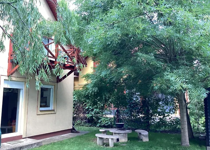 Case de vacanță Mellet Levo, Csendes, Kenyelmes Haz *